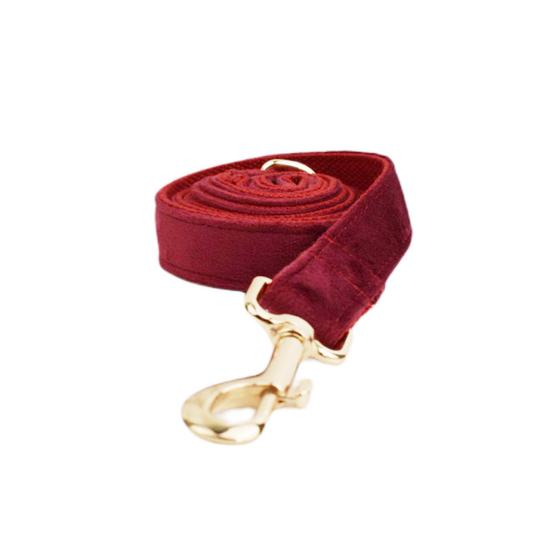 WENDYLOVE - HALSBAND & LEINE in ROTEN SAMT